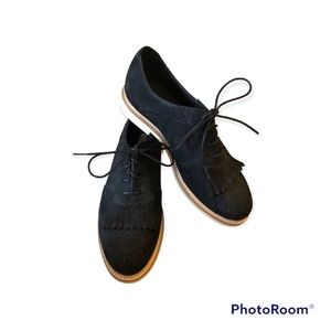 UGG Black Bernett Kiltie Oxford 5.5 New